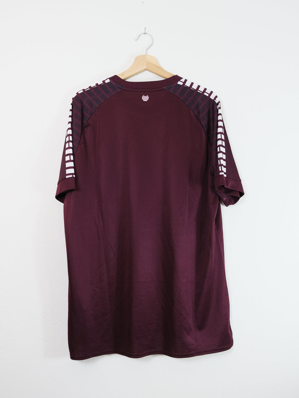 Heart of Midlothian F.C. 2023/24 Home Kit (XL)