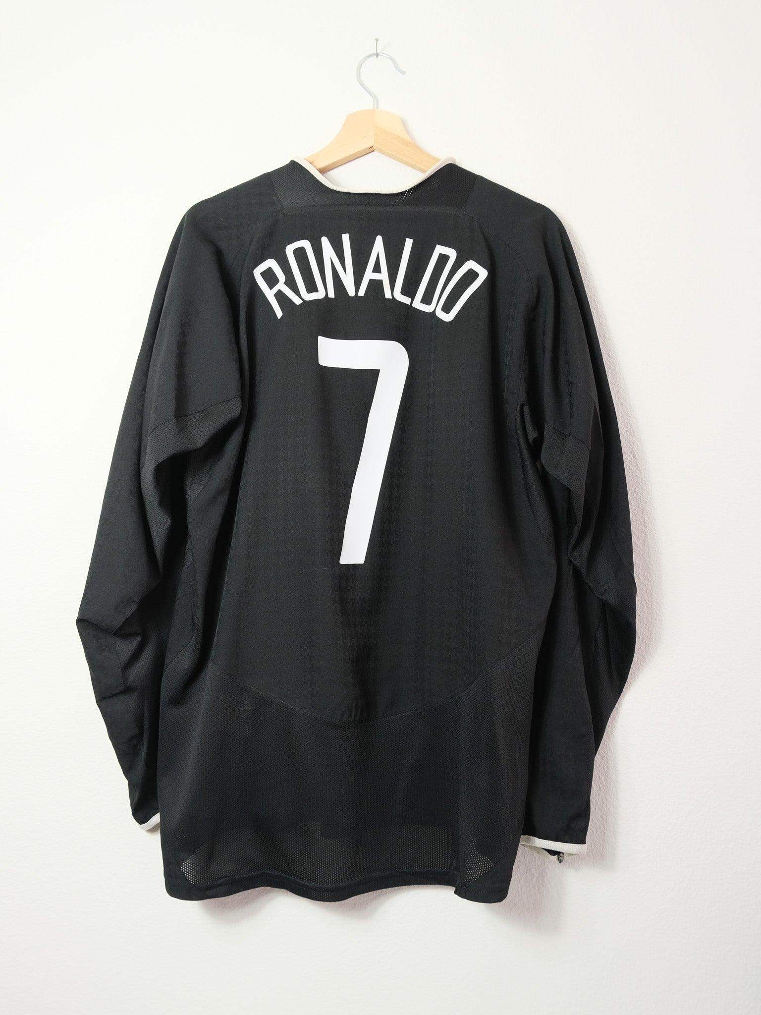 Manchester United 2003/04 Auswärts Trikot – CRISTIANO RONALDO #7 – (L)