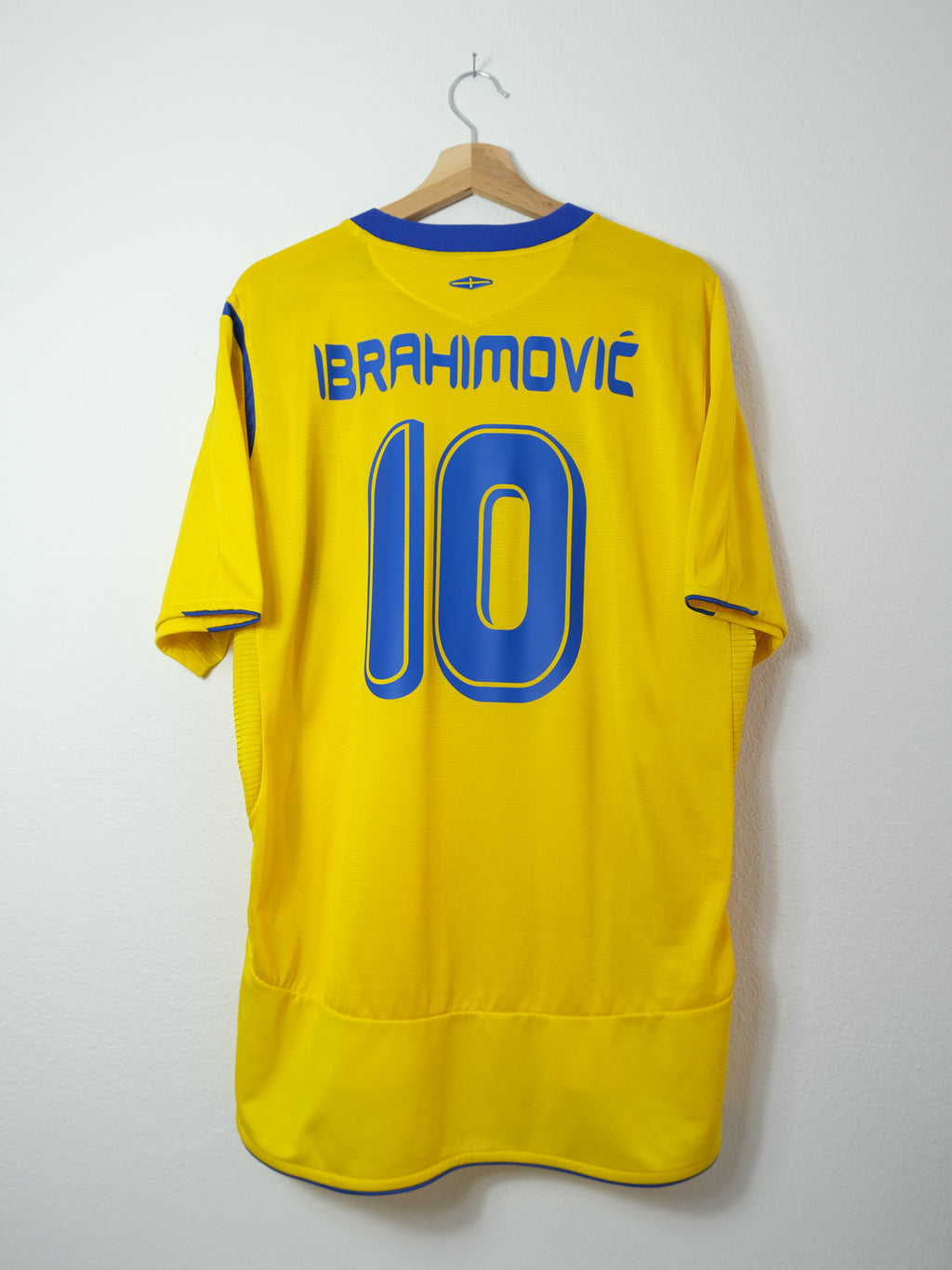 Sweden 2006/07 Heim Trikot – IBRAHIMOVIC #10 – (XL)