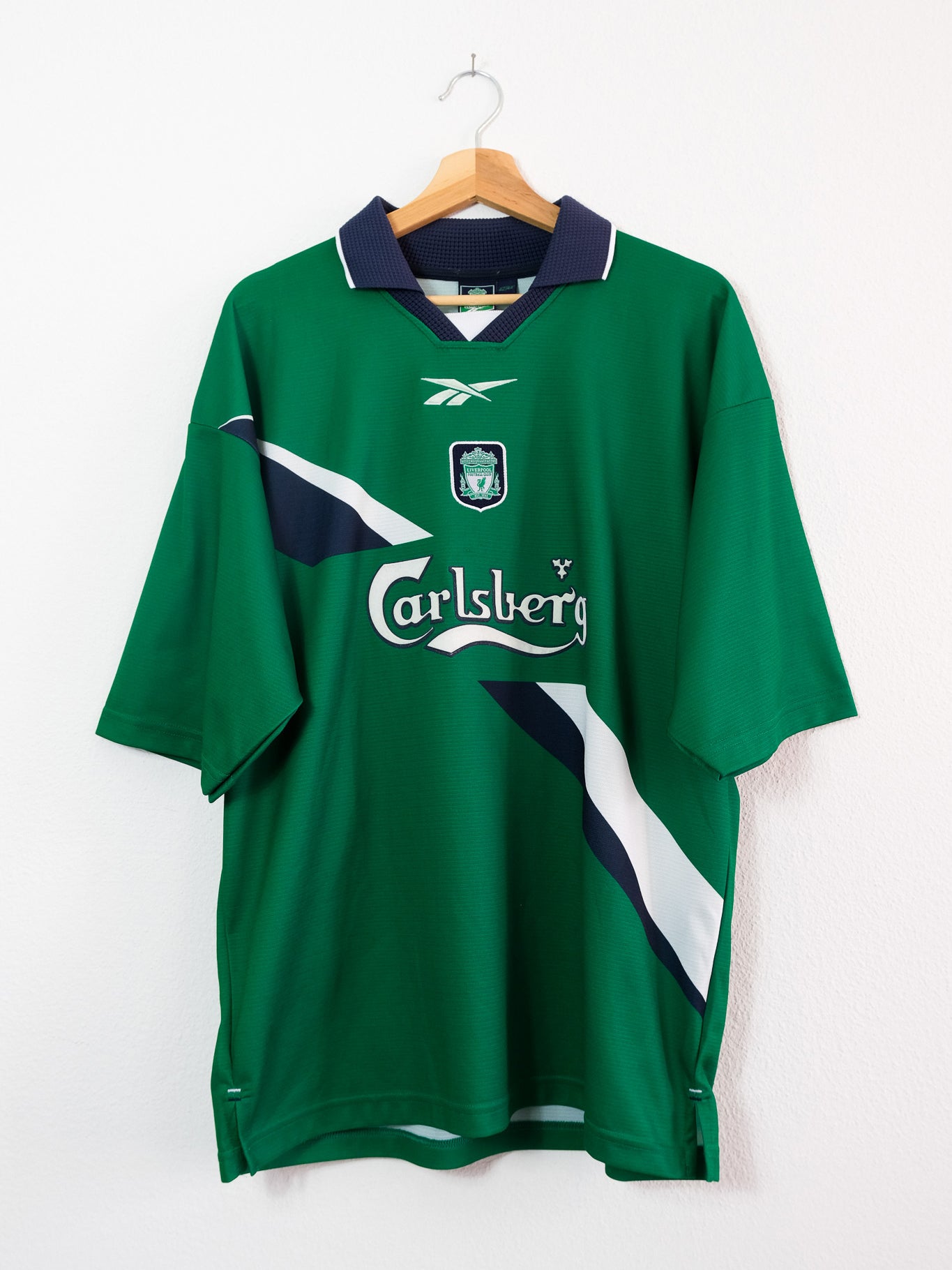 Liverpool FC 2000/01 Auswärts Trikot – HENCHOZ #2 – (XL)