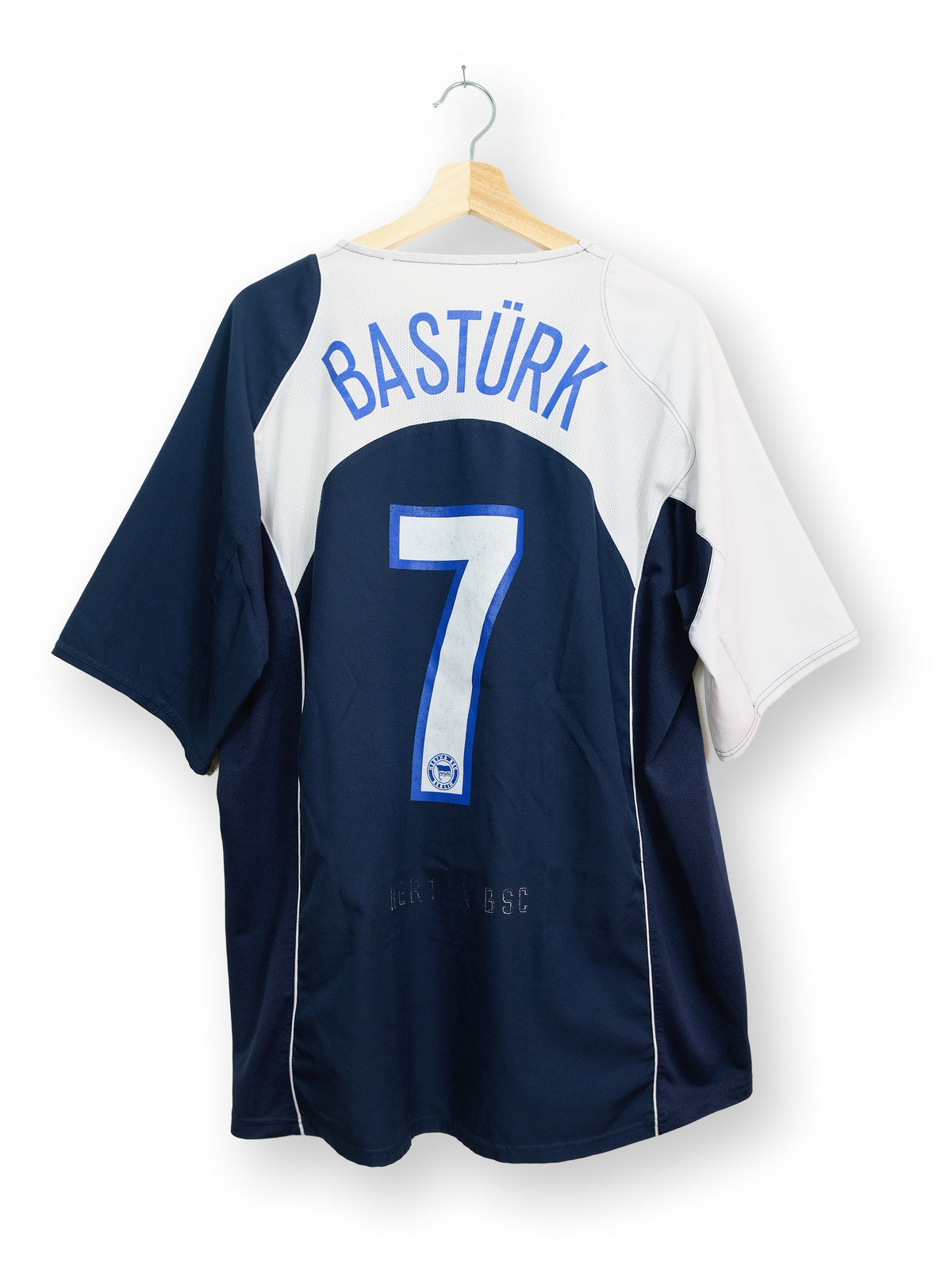 Hertha BSC 2004/05 Away Kit – BASTÜRK #7 – (XL)