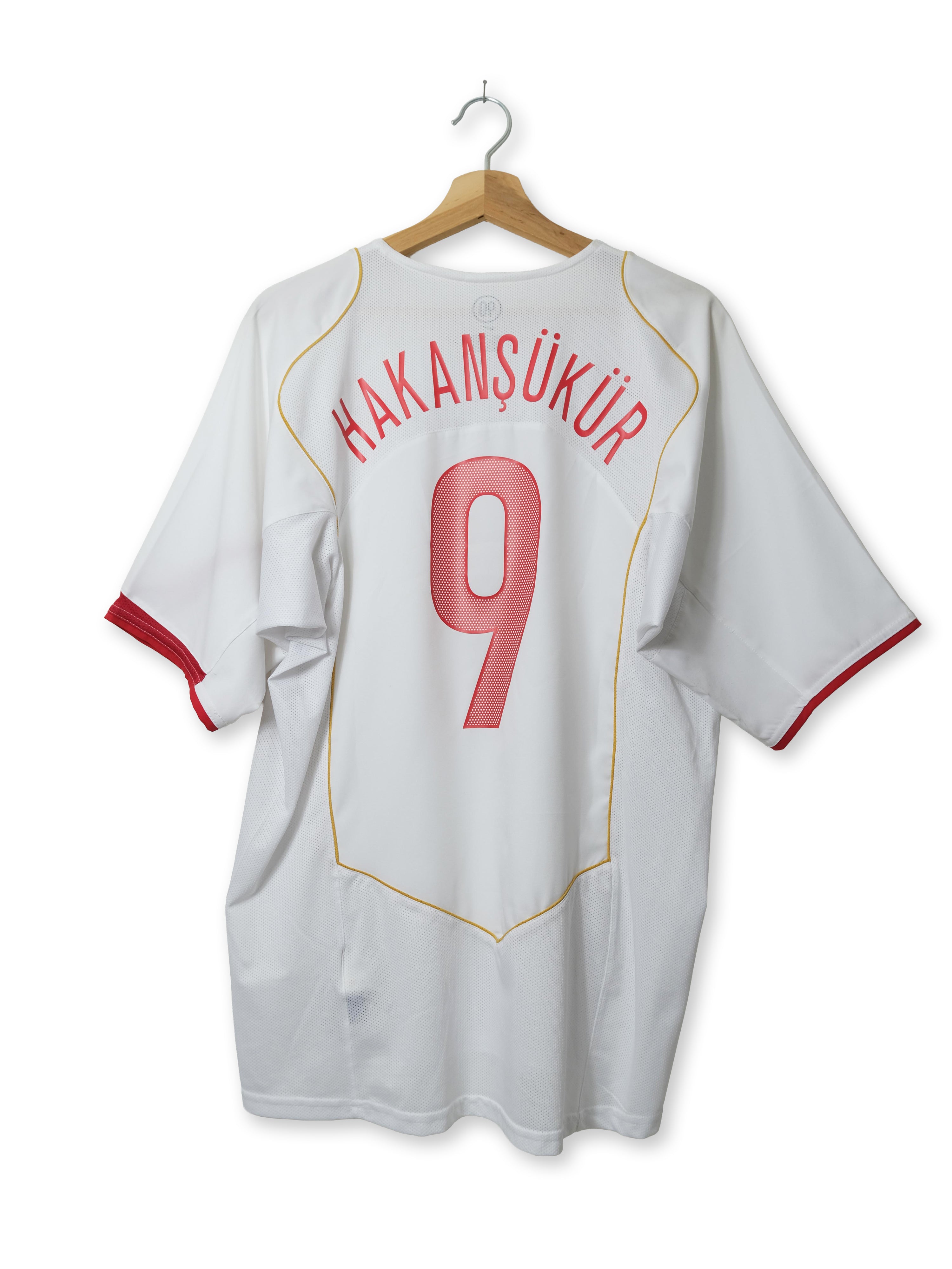 Turkey 2004/05 Away Kit – HAKAN SÜKÜR #9 – (L)