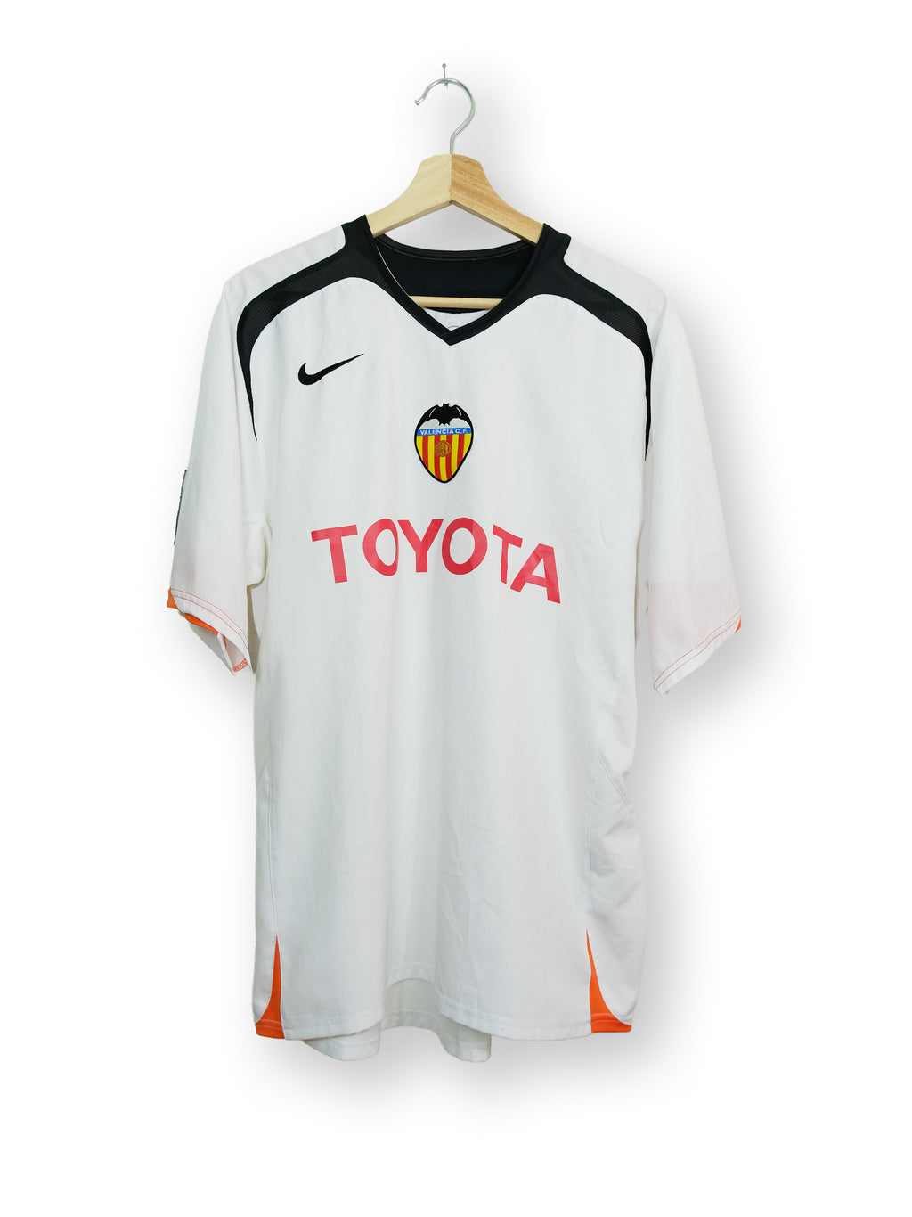 Valencia CF 2005/06 Home Kit – DAVID VILLA #7 – (L)